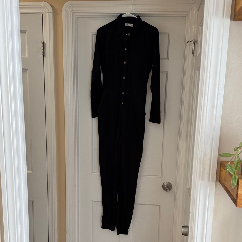 Hollister Black Long-Sleeve Button-Front Jumpsuit